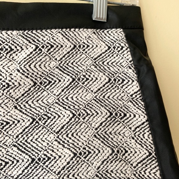 H&M Black and White Mini Skirt - Picture 3 of 4